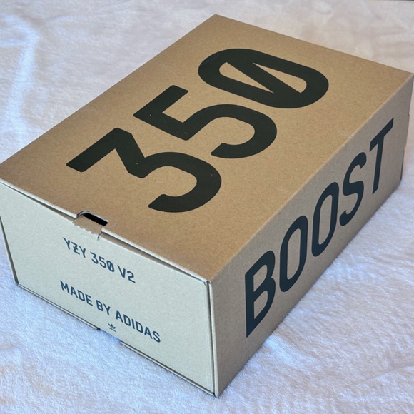 Adidas YEEZY BOOST 350 V2 in Static EF2905 ------------ SIZE 12M! main image 12
